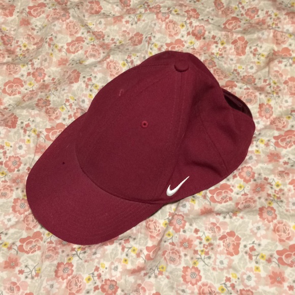 Nike Golf Hat - Picture 2 of 6